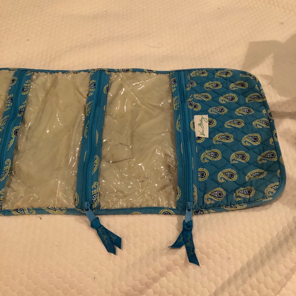 {V E R A B R A D L E Y} Toiletry Bag - image 2